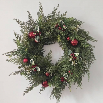 Holly Red Berry Christmas Wreath Holly Red Berry Christmas Wreath